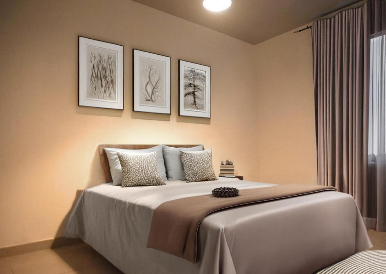 Holiday home Maison Les Chenes - Jacuzzi - Confort - Calme & Idealement Situe - Clim - Parking