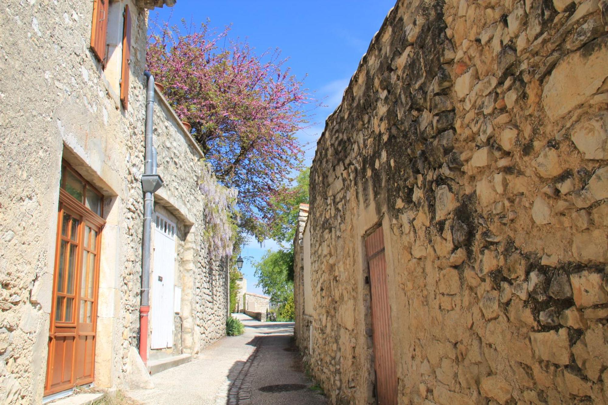 Casa vacanze Maison Les Chenes - Jacuzzi - Confort - Calme & Idealement Situe - Clim - Parking Sauzet (Drome)