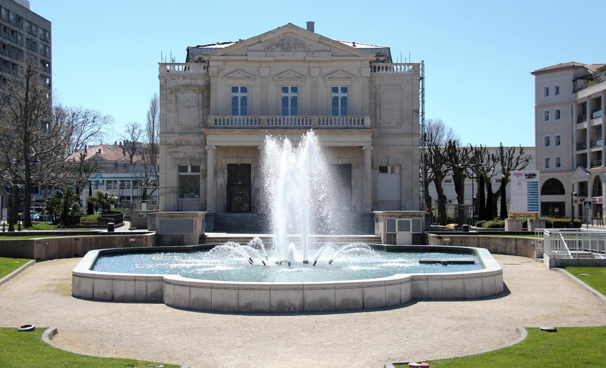 Maison Les Chenes - Jacuzzi - Confort - Calme & Idealement Situe - Clim - Parking *