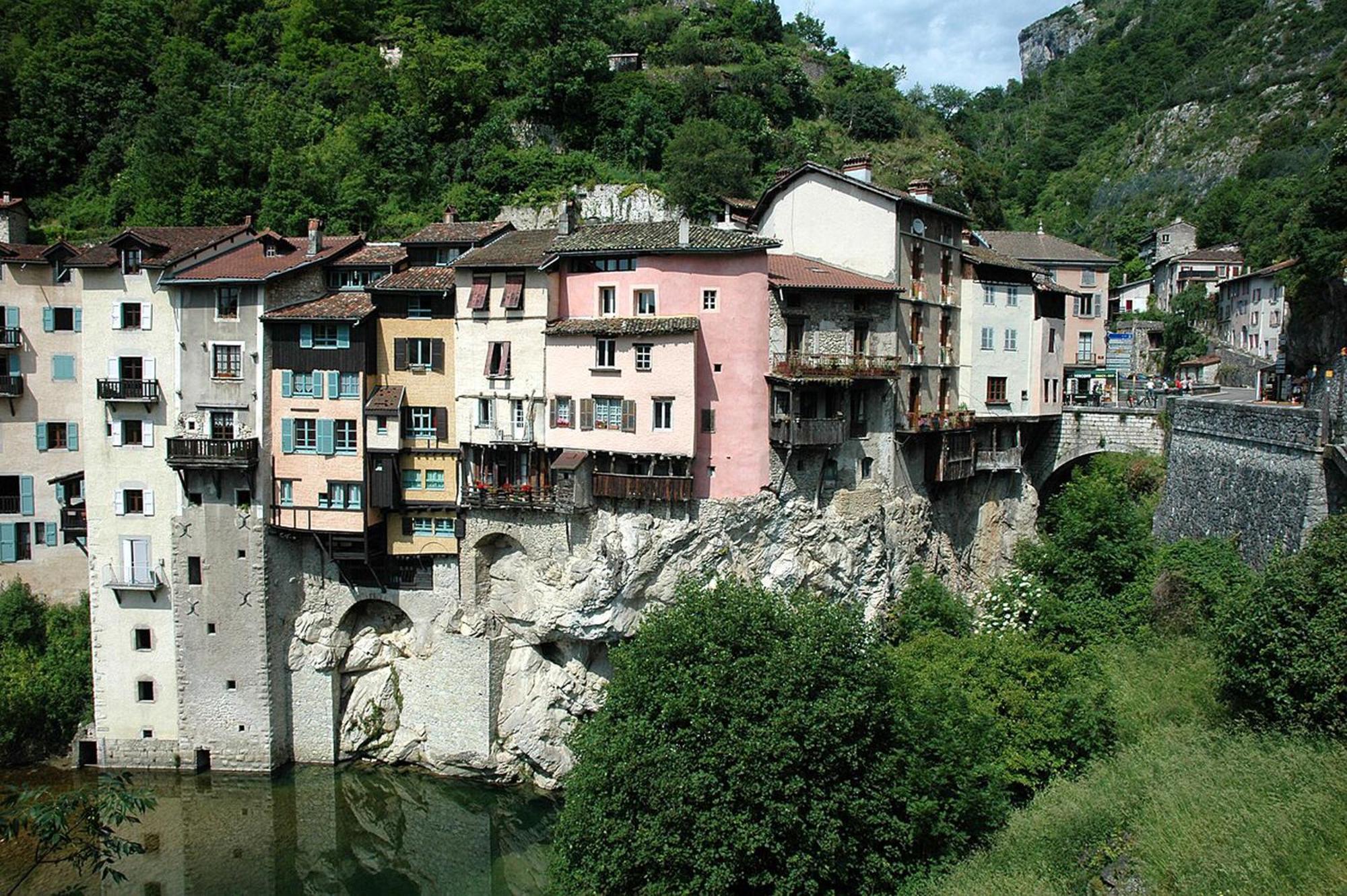 Maison Les Chenes - Jacuzzi - Confort - Calme & Idealement Situe - Clim - Parking Casa vacanze